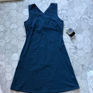 Mountain Hardwear Women's blue dress